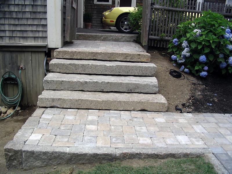 Used Granite Steps and Curb with Vineyard  1.JPG